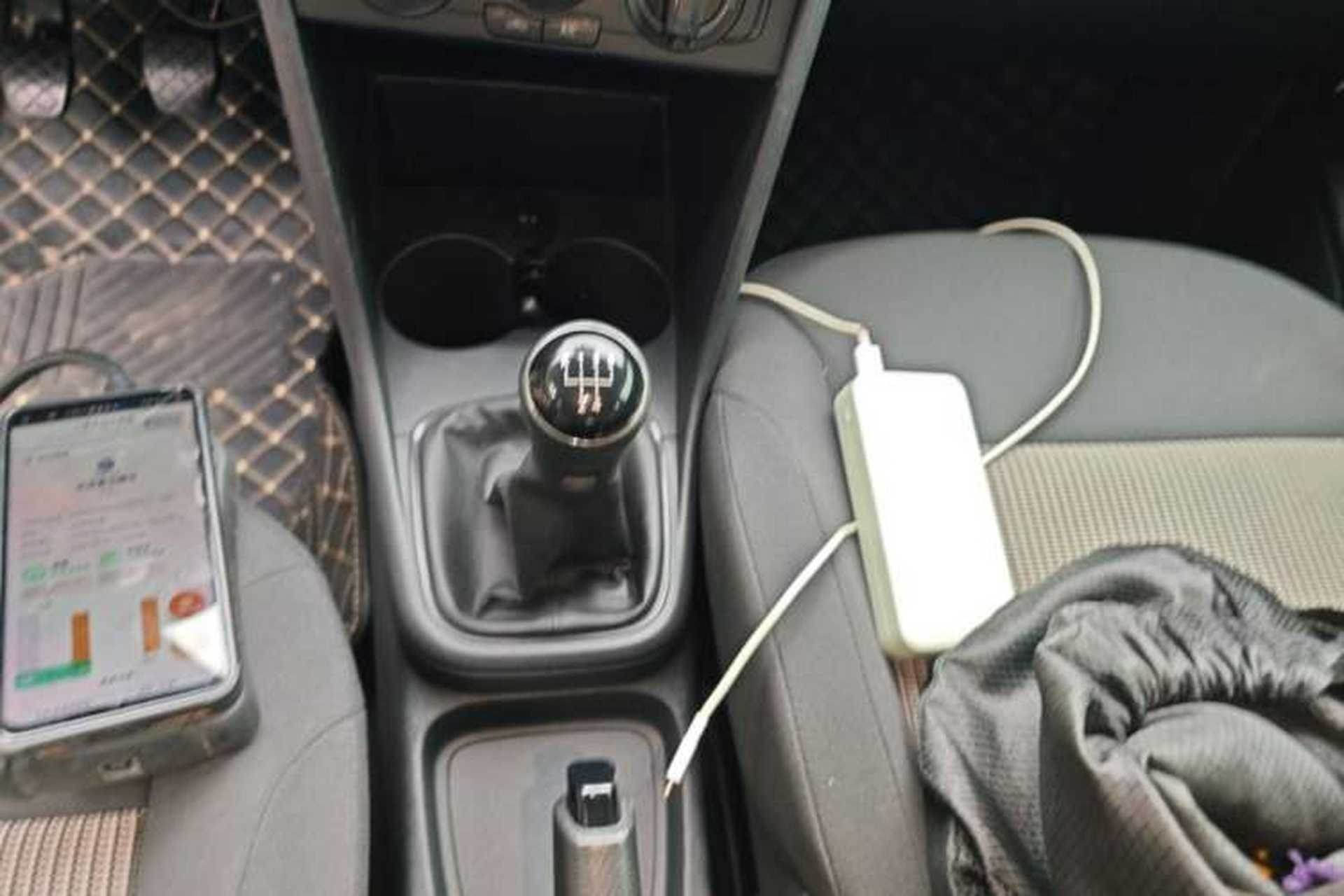 Used Volkswagen Polo 2016 1.4L Manual Fashion Model Gear Lever
