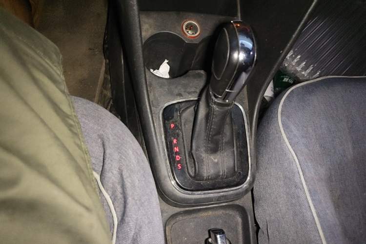 Used Volkswagen Polo 2016 1.6L Automatic Comfort Model Gear Lever