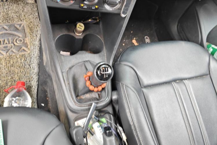 Used Volkswagen Polo 2016 1.4L Manual Fashion Model Gear Lever