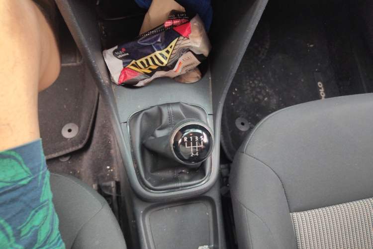 Used Volkswagen Polo 2016 1.4L Manual Fashion Model Gear Lever