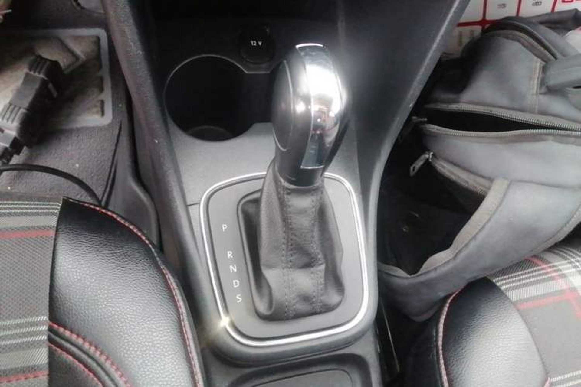 Used Volkswagen Polo 2016 1.4L Automatic Trendy Model Gear Lever