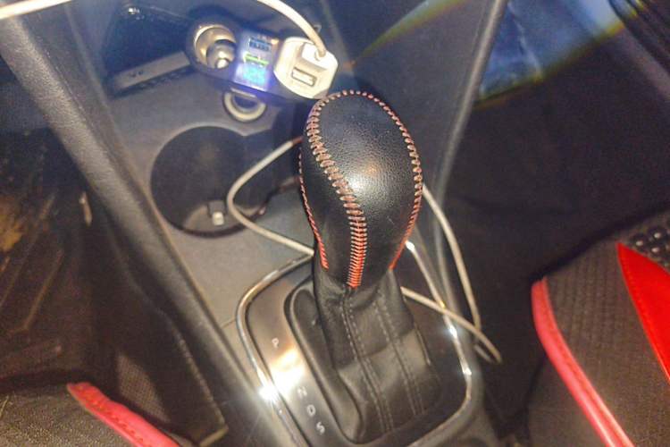 Used Volkswagen Polo 2016 1.4L Automatic Trendy Model Gear Lever
