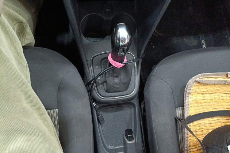 Used Volkswagen Polo 2016 1.4L Automatic Trendy Model Gear Lever