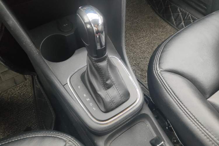 Used Volkswagen Polo 2016 1.4L Automatic Trendy Model Gear Lever
