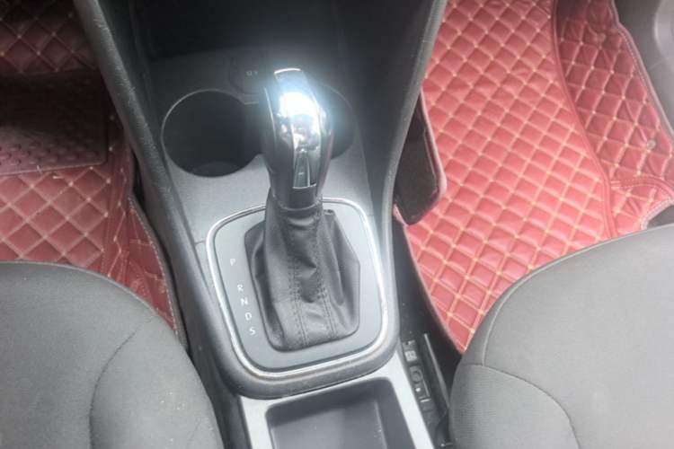 Used Volkswagen Polo 2016 1.4L Automatic Trendy Model Gear Lever