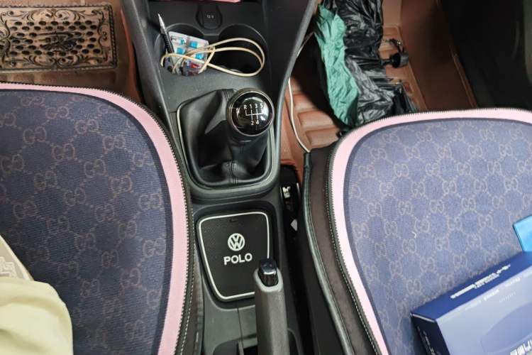 Used Volkswagen Polo 2016 1.4L Manual Fashion Model Gear Lever