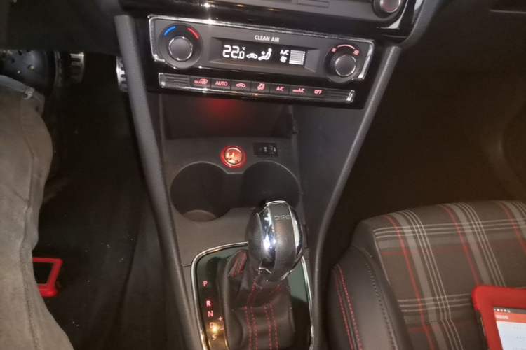 Used Volkswagen Polo 2016 1.4TSI GTI Gear Lever