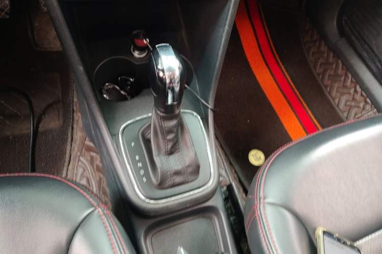 Used Volkswagen Polo 2016 1.4L Automatic Trendy Model Gear Lever