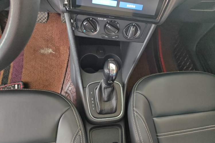 Used Volkswagen Polo 2016 1.4L Automatic Trendy Model Gear Lever