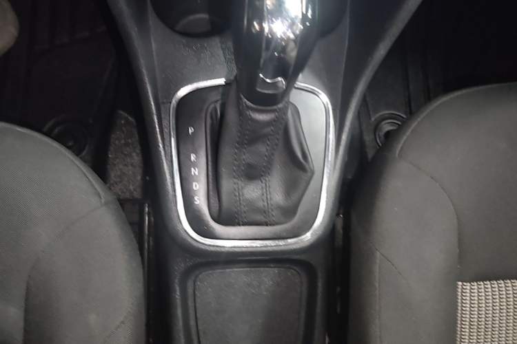 Used Volkswagen Polo 2016 1.4L Automatic Trendy Model Gear Lever