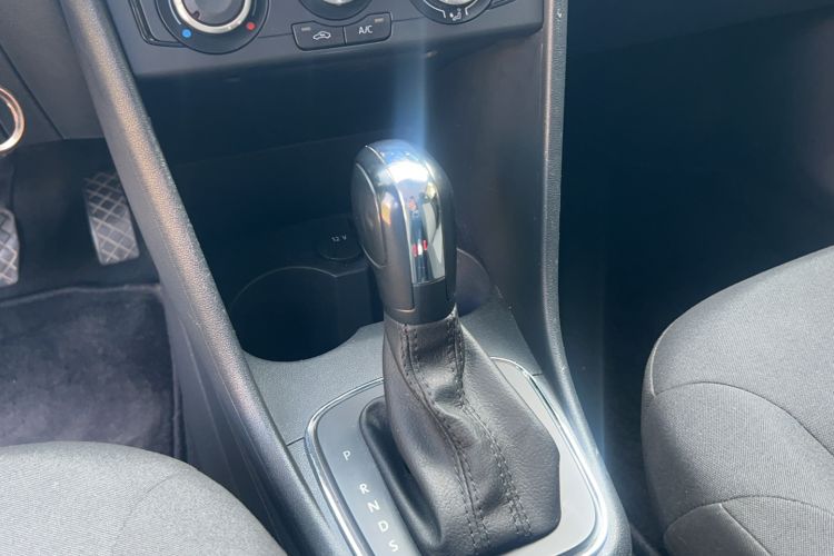 Used Volkswagen Polo 2016 1.4L Automatic Trendy Model Gear Lever