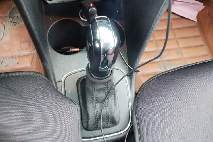 Used Volkswagen Polo 2016 1.4L Automatic Trendy Model Gear Lever