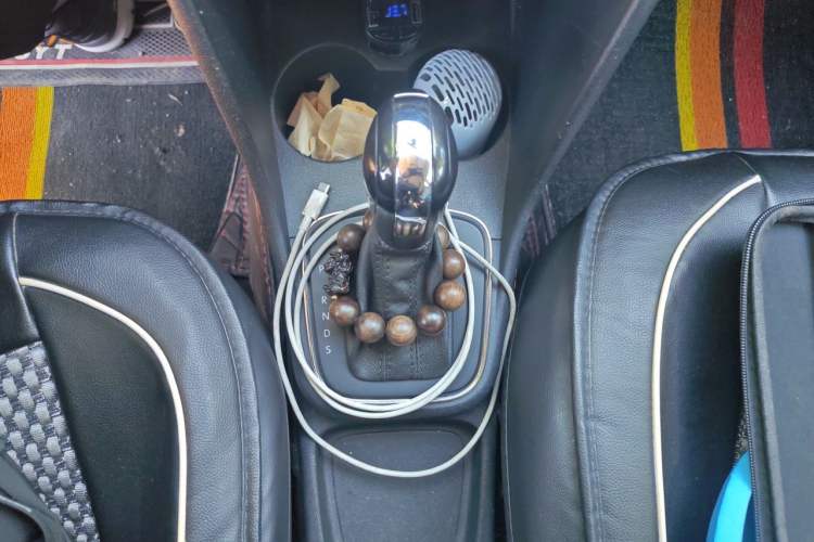 Used Volkswagen Polo 2016 1.4L Automatic Trendy Model Gear Lever