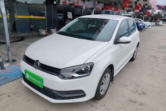 Ojetý Volkswagen Polo 2016 1.4L Automatic Trendy Model