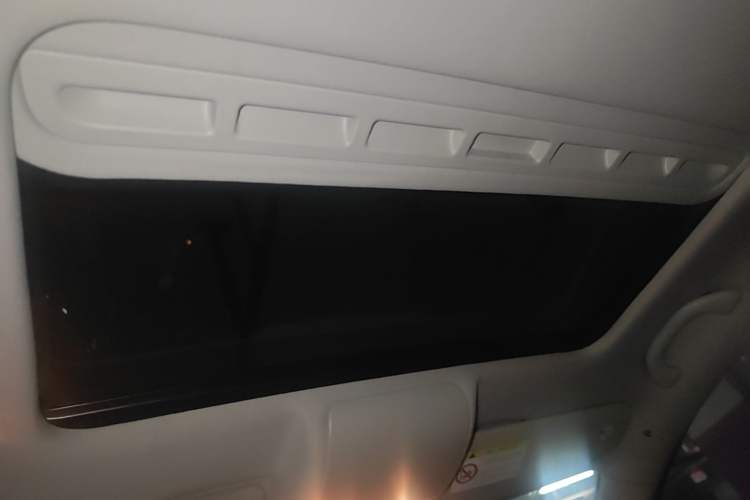 Used Volkswagen Polo 2016 1.6L Automatic Comfort Model Headliner