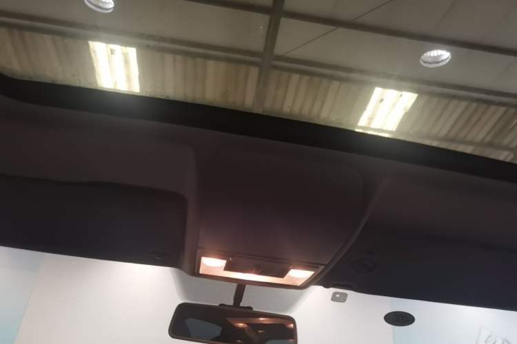 Used Volkswagen Polo 2016 1.6L Automatic Comfort Model Headliner