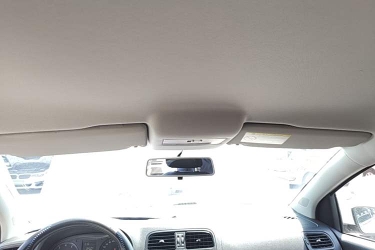 Used Volkswagen Polo 2016 1.4L Manual Fashion Model Headliner