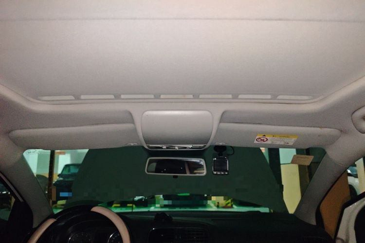 Used Volkswagen Polo 2016 1.6L Automatic Comfort Model Headliner