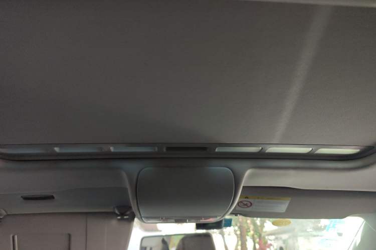 Used Volkswagen Polo 2016 1.6L Automatic Comfort Model Headliner