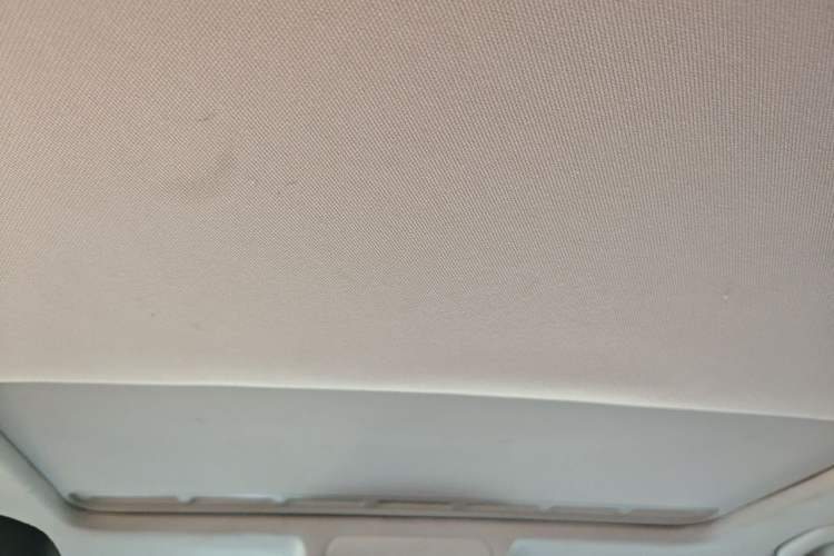Used Volkswagen Polo 2016 1.6L Automatic Comfort Model Headliner