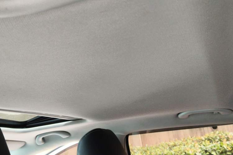 Used Volkswagen Polo 2016 1.6L Automatic Comfort Model Headliner