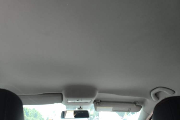 Used Volkswagen Polo 2016 1.4L Manual Fashion Model Headliner
