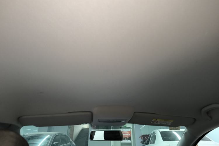Used Volkswagen Polo 2016 1.4L Manual Fashion Model Headliner