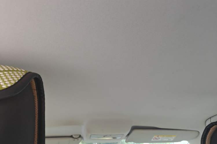 Used Volkswagen Polo 2016 1.4L Manual Fashion Model Headliner