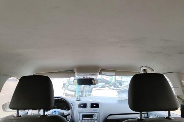 Used Volkswagen Polo 2016 1.4L Manual Fashion Model Headliner