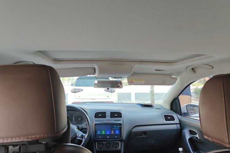 Used Volkswagen Polo 2016 1.6L Automatic Comfort Model Headliner