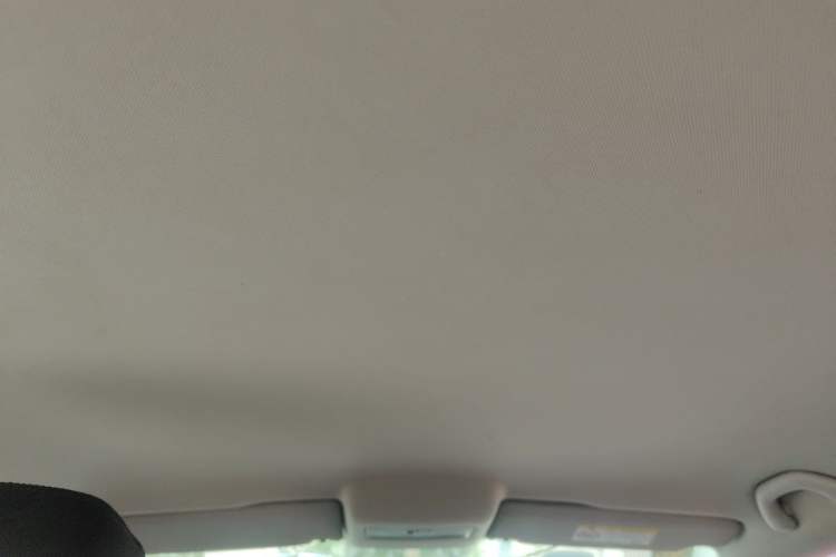 Used Volkswagen Polo 2016 1.4L Manual Fashion Model Headliner