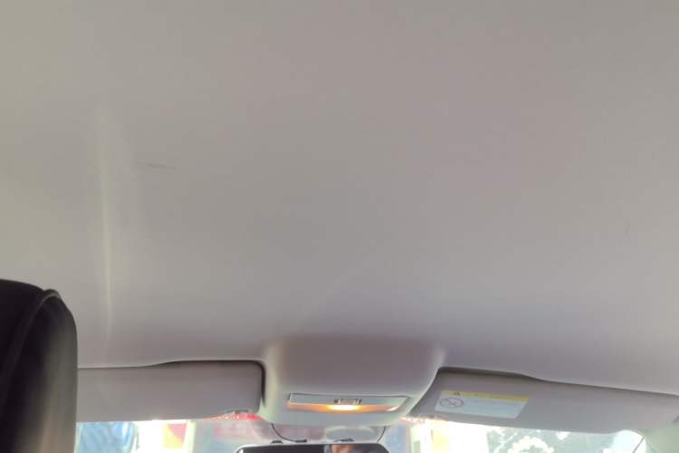 Used Volkswagen Polo 2016 1.4L Manual Fashion Model Headliner