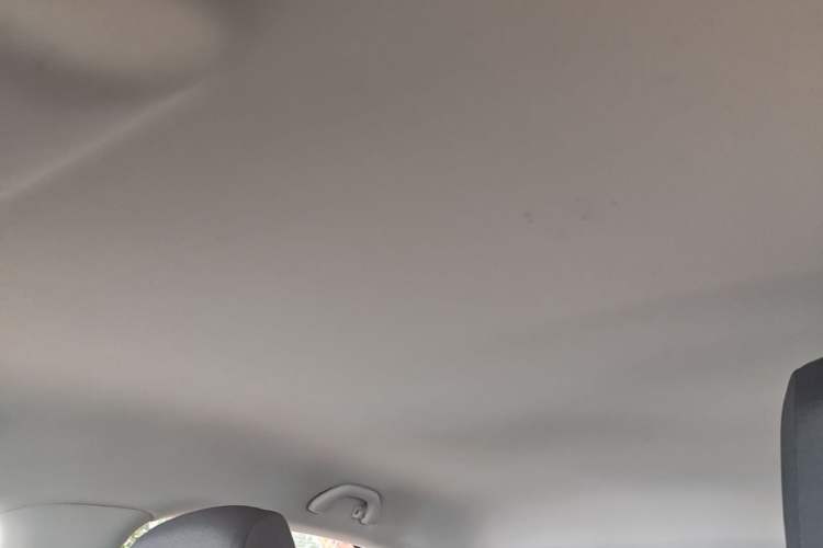 Used Volkswagen Polo 2016 1.4L Manual Fashion Model Headliner