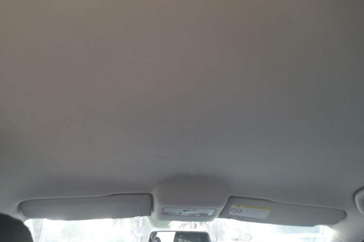Used Volkswagen Polo 2016 1.4L Manual Fashion Model Headliner