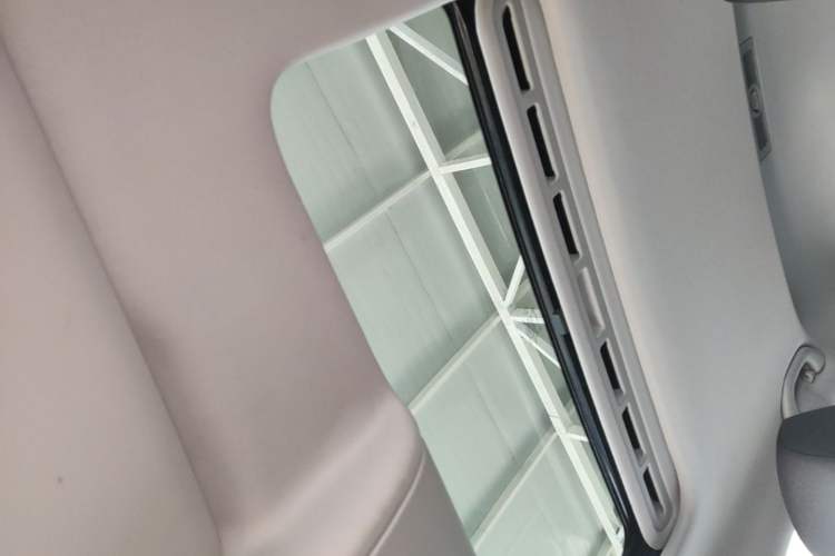 Used Volkswagen Polo 2016 1.6L Automatic Comfort Model Headliner