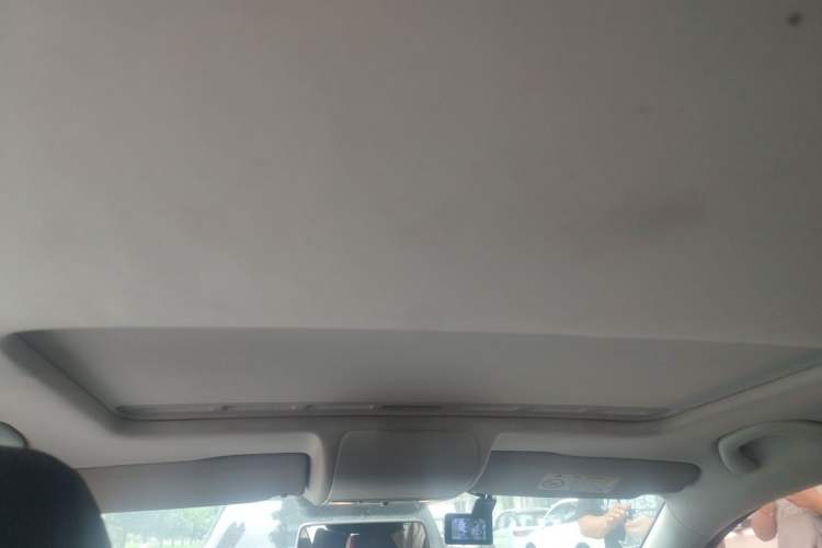 Used Volkswagen Polo 2016 1.6L Automatic Comfort Model Headliner