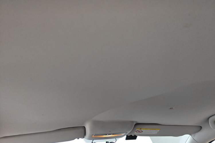 Used Volkswagen Polo 2016 1.4L Manual Fashion Model Headliner