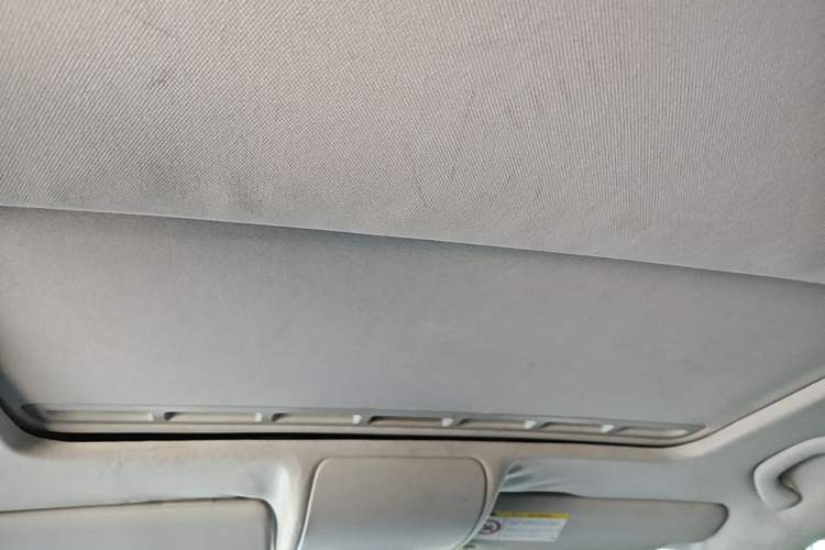 Used Volkswagen Polo 2016 1.6L Automatic Comfort Model Headliner