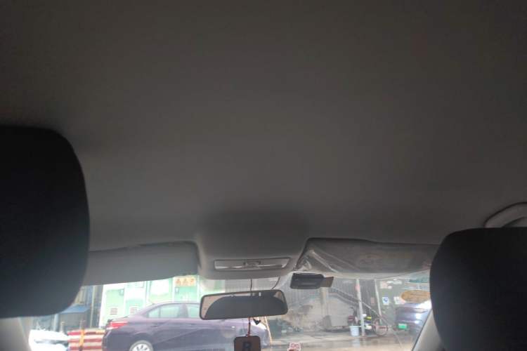 Used Volkswagen Polo 2016 1.4L Manual Fashion Model Headliner