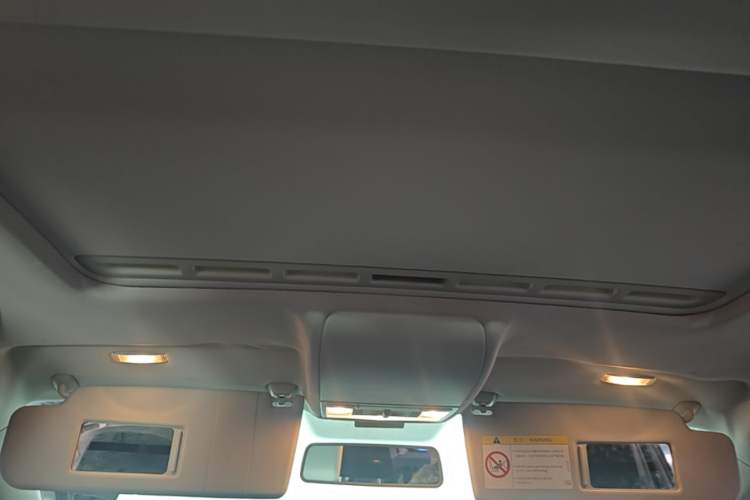 Used Volkswagen Polo 2016 1.6L Automatic Comfort Model Headliner