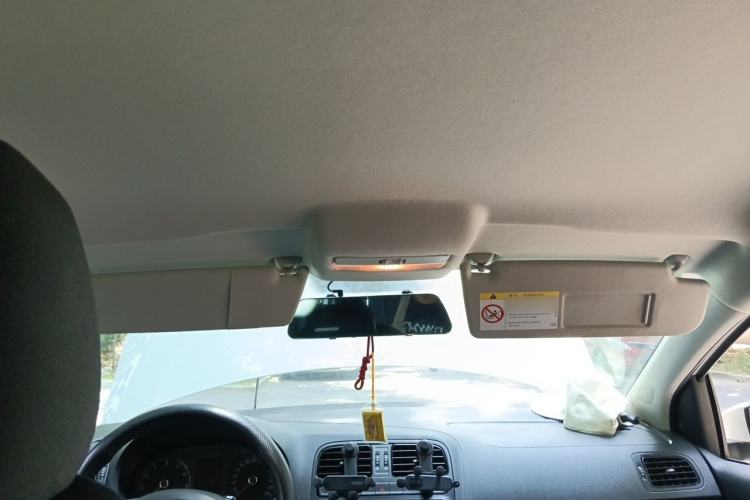 Used Volkswagen Polo 2016 1.4L Manual Fashion Model Headliner