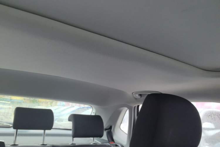 Used Volkswagen Polo 2016 1.6L Automatic Comfort Model Headliner