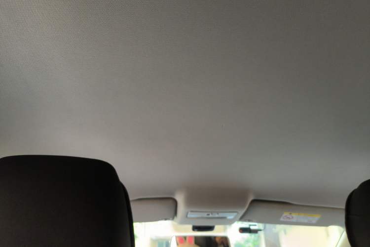 Used Volkswagen Polo 2016 1.4L Manual Fashion Model Headliner