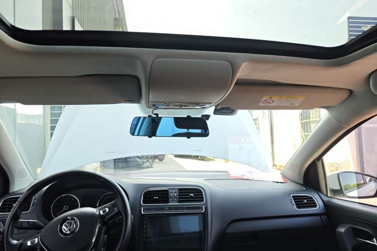 Used Volkswagen Polo 2016 1.6L Automatic Comfort Model Headliner