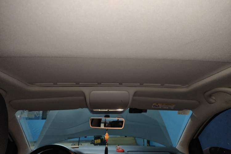 Used Volkswagen Polo 2016 1.6L Automatic Comfort Model Headliner