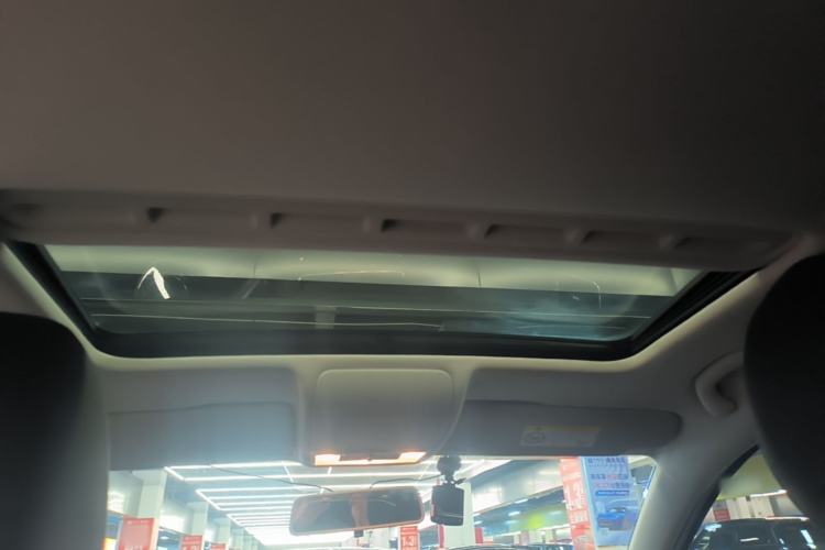 Used Volkswagen Polo 2016 1.6L Automatic Comfort Model Headliner