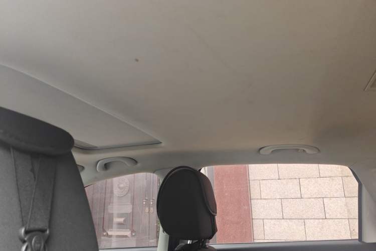 Used Volkswagen Polo 2016 1.6L Automatic Comfort Model Headliner