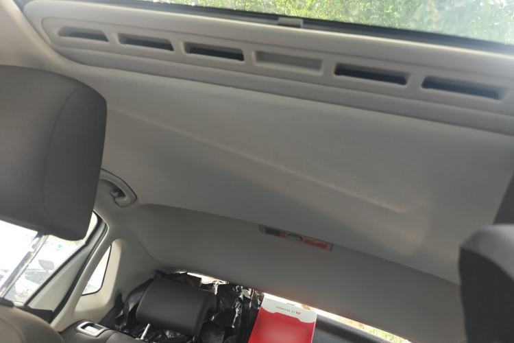 Used Volkswagen Polo 2016 1.6L Automatic Comfort Model Headliner