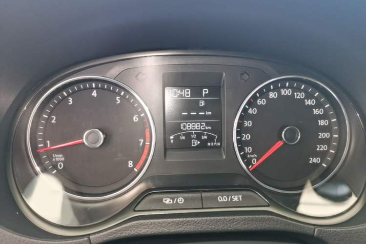 Used Volkswagen Polo 2016 1.6L Automatic Luxury Model Instrument Cluster