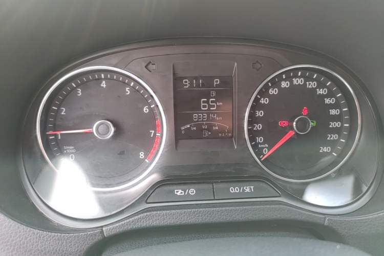 Used Volkswagen Polo 2016 1.6L Automatic Comfort Model Instrument Cluster